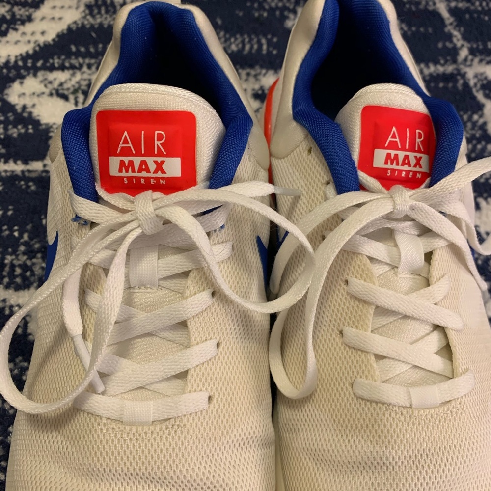 Nike Air Max Siren Running Shoes - Picture 2 of 8